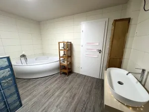 Prodej rodinného domu, Vážany, 702 m2