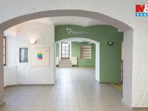 Pronájem obchodního prostoru, Litomyšl - Litomyšl-Město, Braunerovo nám., 102 m2