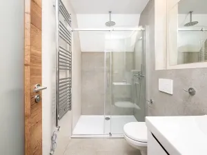 Pronájem bytu 1+kk, Praha - Kobylisy, Klecanská, 25 m2