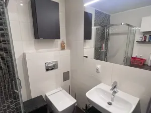 Pronájem bytu 2+kk, Praha - Bubeneč, Korunovační, 36 m2