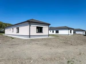 Prodej rodinného domu, Blšany u Loun, 132 m2