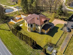 Prodej vily, Nová Role, 347 m2