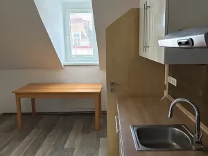 Pronájem bytu 2+1, Karlovy Vary, Moskevská, 60 m2
