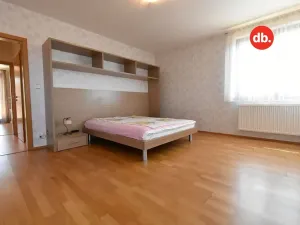 Prodej rodinného domu, Hory, 238 m2