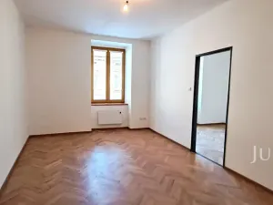 Pronájem bytu 3+1, Písek, Žižkova třída, 64 m2