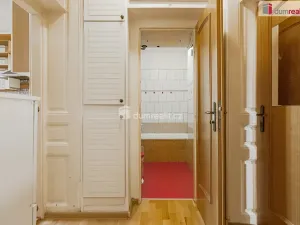 Pronájem bytu 2+1, Karlovy Vary, náměstí Dr. M. Horákové, 53 m2