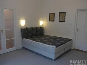Pronájem bytu 2+1, Praha - Malá Strana, Maltézské náměstí, 76 m2