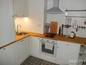 Pronájem bytu 2+1, Praha - Malá Strana, Maltézské náměstí, 76 m2