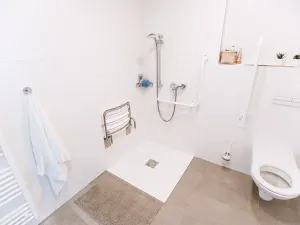 Pronájem pokoje, Praha - Holešovice, Na zátorách, 30 m2