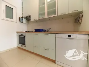 Prodej vícegeneračního domu, Jasenice, Chorvatsko, 185 m2
