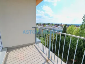 Pronájem bytu 1+kk, Praha - Stodůlky, Radouňova, 33 m2