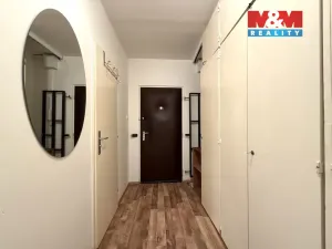 Pronájem bytu 2+kk, Praha - Kobylisy, Třeboradická, 40 m2