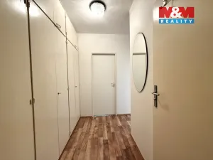 Pronájem bytu 2+kk, Praha - Kobylisy, Třeboradická, 40 m2