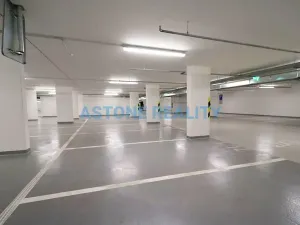 Pronájem bytu 2+kk, Praha - Karlín, U Mlýnského kanálu, 55 m2
