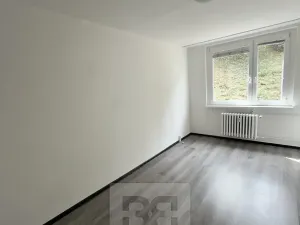 Pronájem bytu 3+1, Praha - Hlubočepy, Prosluněná, 74 m2
