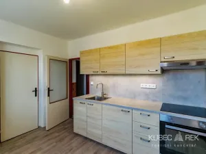 Pronájem bytu 3+1, Sezimovo Ústí, Svépomoc, 69 m2