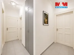 Prodej bytu 4+kk, Praha - Nové Město, Pod Slovany, 85 m2
