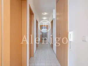 Prodej bytu 3+kk, Horoměřice, Komenského, 72 m2