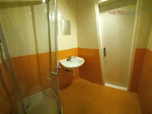 Pronájem bytu 1+1, Kladno, Kyjevská, 32 m2