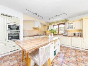 Prodej rodinného domu, Lipová-lázně, 232 m2
