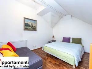 Prodej bytu 2+1, Praha - Nové Město, Ječná, 68 m2