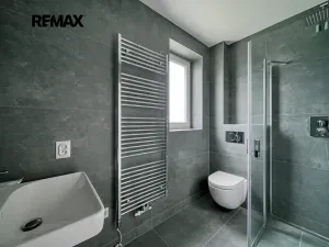 Pronájem rodinného domu, Červené Pečky, Hrabáňova, 213 m2