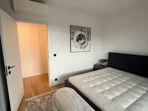 Pronájem bytu 3+kk, Praha - Libeň, Smrčkova, 97 m2