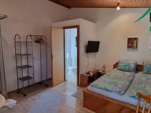Prodej rodinného domu, Hřensko, 400 m2