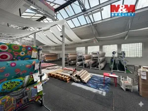 Pronájem obchodního prostoru, Klatovy, Nádražní, 600 m2