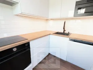 Pronájem bytu 2+1, Praha - Kobylisy, Paláskova, 59 m2