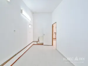Pronájem bytu 3+kk, Kamenice nad Lipou, Dobšova, 70 m2