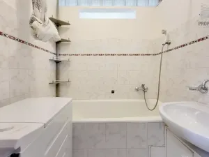 Prodej bytu 2+1, Brno, Došlíkova, 52 m2