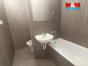 Pronájem bytu 1+kk, Ústí nad Labem - Všebořice, Spartakiádní, 31 m2