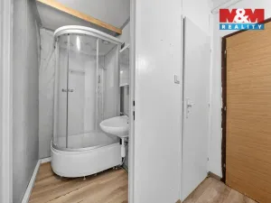 Prodej bytu 1+kk, Ústí nad Labem - Krásné Březno, Dr. Horákové, 31 m2