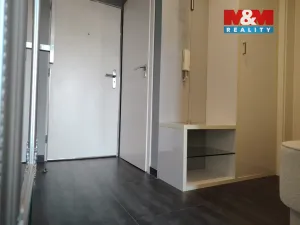 Prodej bytu 2+kk, Praha, Na Maninách, 43 m2