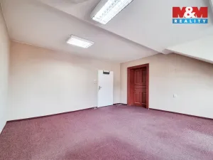 Pronájem kanceláře, Karlovy Vary - Rybáře, Sokolovská, 22 m2