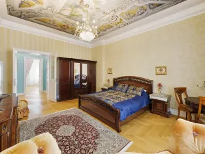 Prodej bytu 3+1, Karlovy Vary, Vítězná, 89 m2
