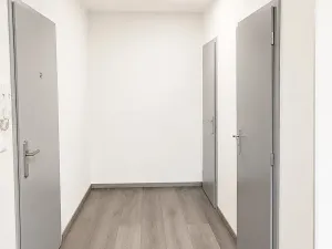 Pronájem bytu 3+kk, Praha - Horní Měcholupy, Janovská, 67 m2