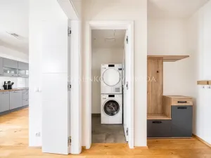 Pronájem bytu 2+kk, Praha - Troja, Pod Havránkou, 63 m2