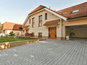 Pronájem rodinného domu, Praha - Přední Kopanina, Nové domy, 410 m2