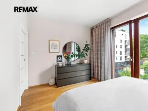 Pronájem bytu 3+kk, Praha - Hrdlořezy, Učňovská, 71 m2