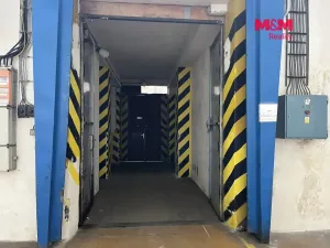 Pronájem skladu, Suchovršice, 1500 m2