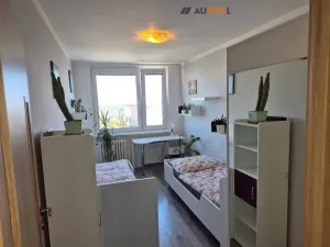 Prodej bytu 4+kk, Praha - Horní Měcholupy, Milánská, 89 m2