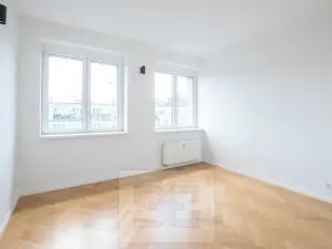 Pronájem bytu 3+kk, Praha - Libeň, Sokolovská, 70 m2