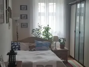 Pronájem bytu 2+1, Praha - Holešovice, U Uranie, 50 m2