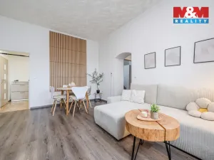 Prodej bytu 3+1, Dymokury, Osvobození, 65 m2