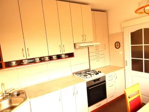 Prodej bytu 3+1, Trutnov, Lnářská, 74 m2