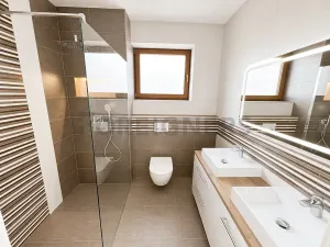 Pronájem rodinného domu, Kunice, Do Horní, 244 m2