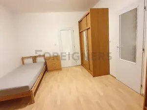 Pronájem bytu 2+1, Praha - Vršovice, Bělocerkevská, 52 m2