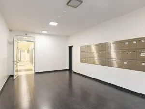 Pronájem bytu 3+kk, Praha - Vysočany, Strnadových, 78 m2